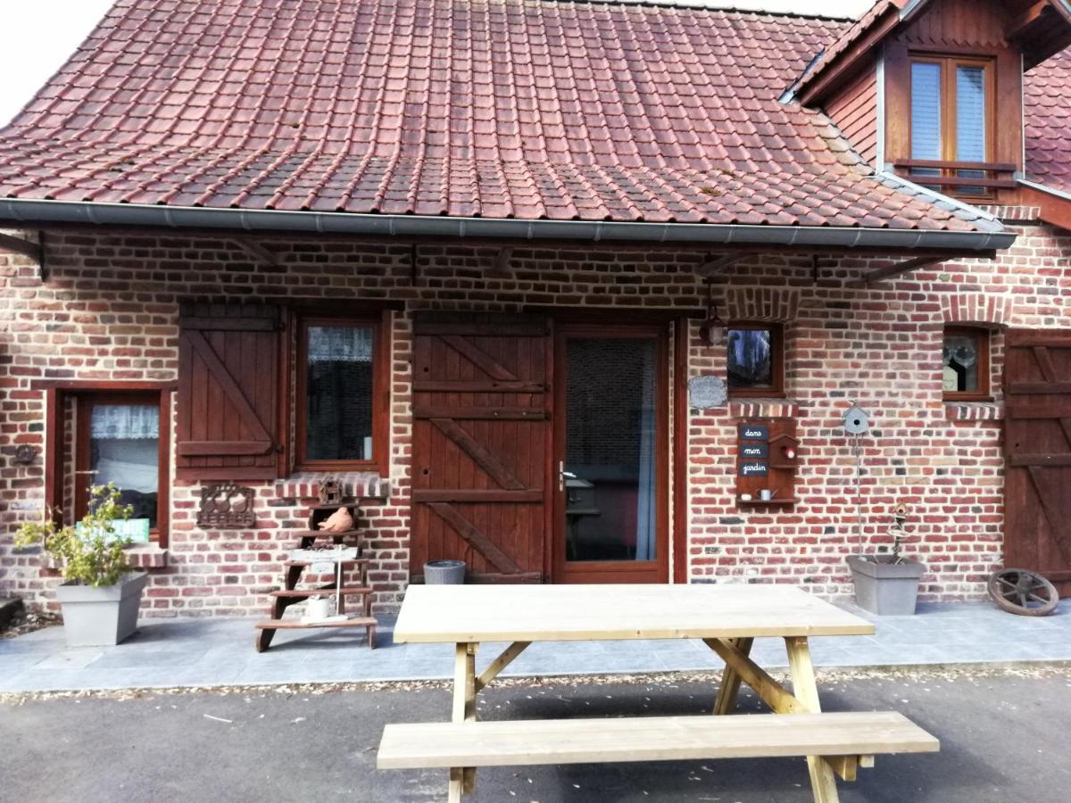 Dans Mon Jardin Ferienhaus Merville (Nord)